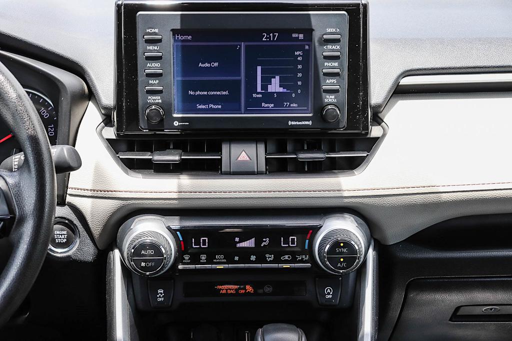 Thumbnail: 2022 Toyota RAV4 - 13