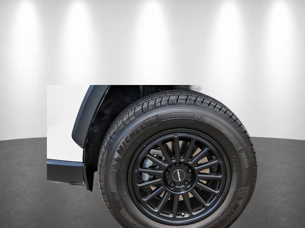 Thumbnail: 2022 Toyota RAV4 - 22