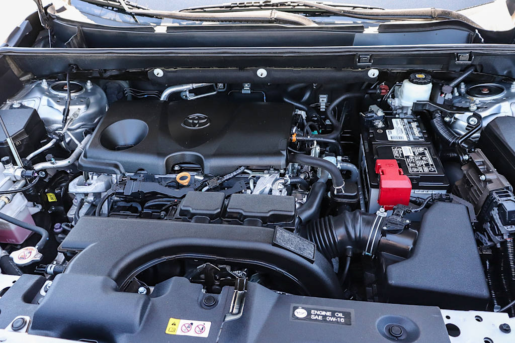 Thumbnail: 2020 Toyota RAV4 - 8