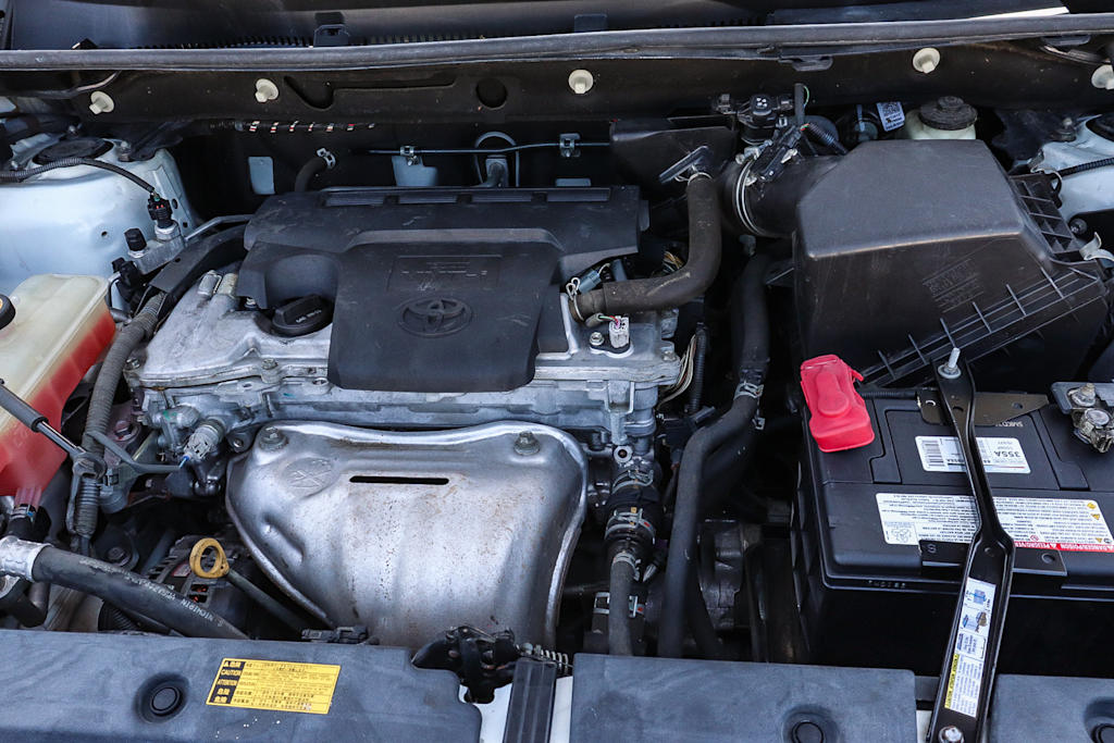 Thumbnail: 2015 Toyota RAV4 - 8