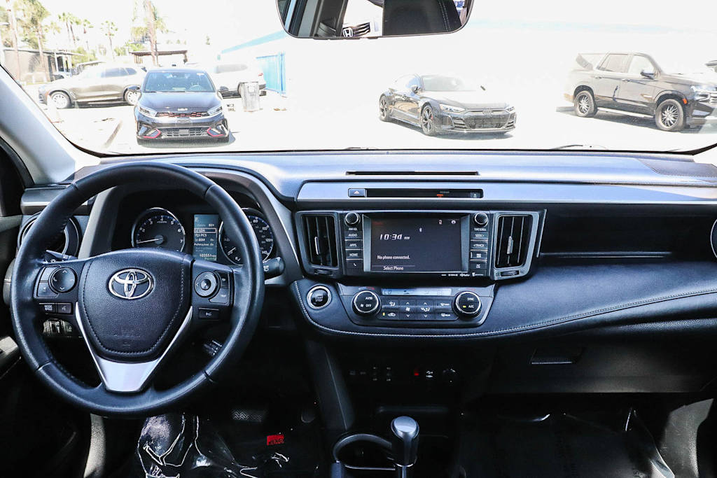 Thumbnail: 2016 Toyota RAV4 - 2