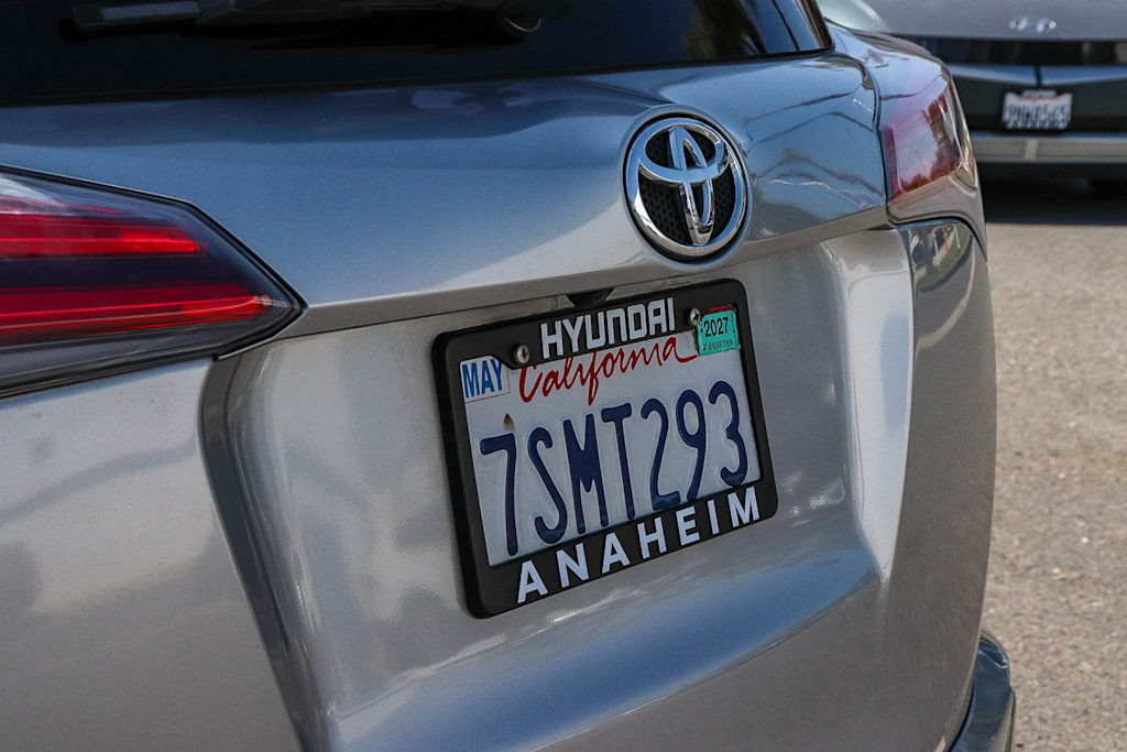 Thumbnail: 2016 Toyota RAV4 - 6