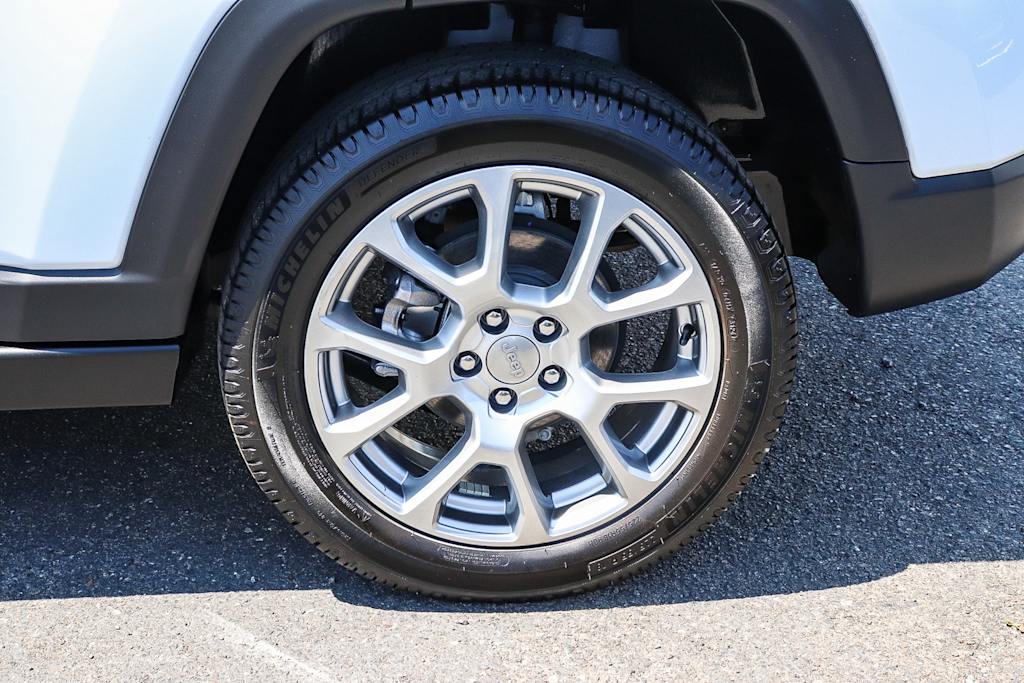 Thumbnail: 2022 Jeep Compass - 6