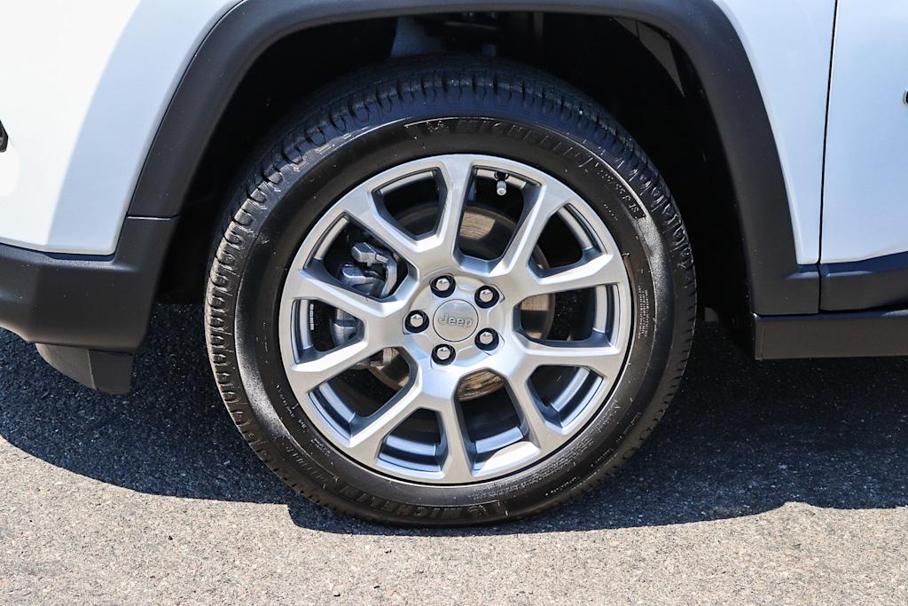 Thumbnail: 2022 Jeep Compass - 22