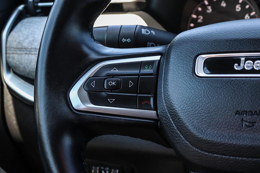 Thumbnail: 2022 Jeep Compass - 25