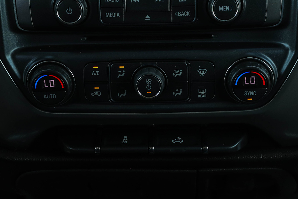 Thumbnail: 2018 Chevrolet Silverado 1500 - 27