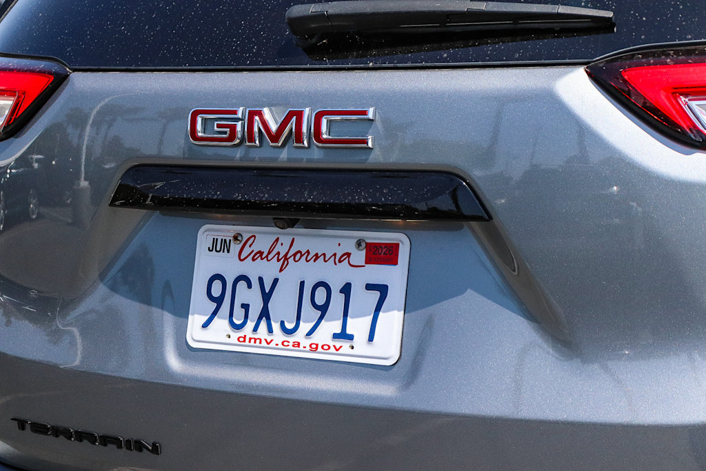 Thumbnail: 2023 GMC Terrain - 17