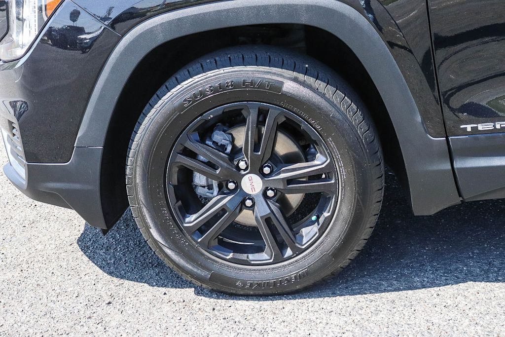 Thumbnail: 2024 GMC Terrain - 22