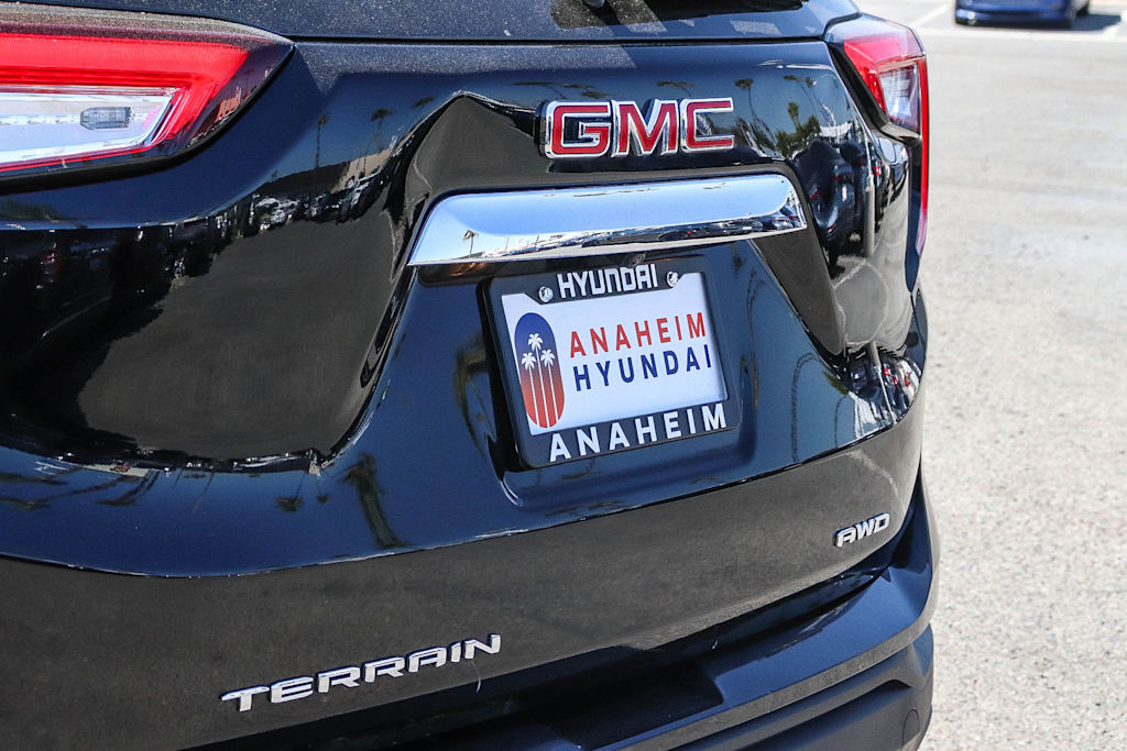 Thumbnail: 2024 GMC Terrain - 21