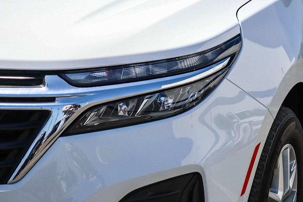 Thumbnail: 2023 Chevrolet Equinox - 15