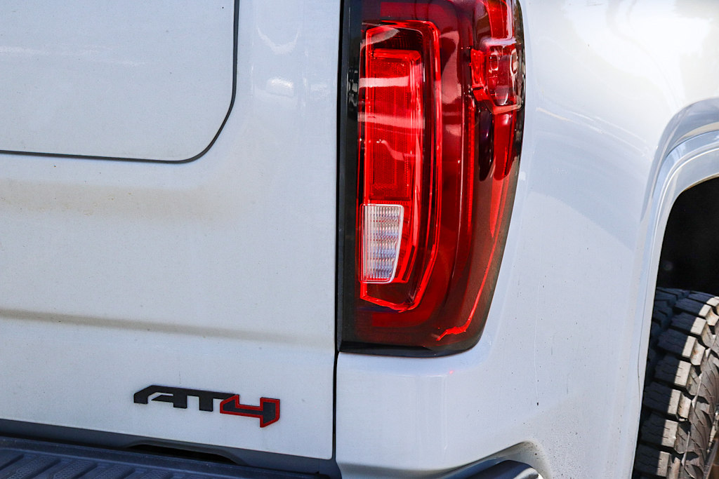 Thumbnail: 2021 GMC Sierra 1500 - 17