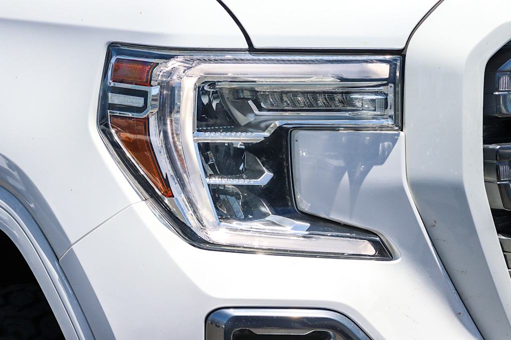 Thumbnail: 2021 GMC Sierra 1500 - 21