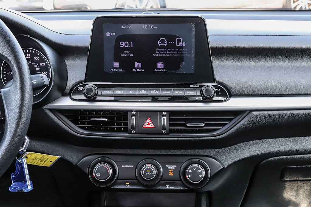 Thumbnail: 2020 Kia Forte - 13