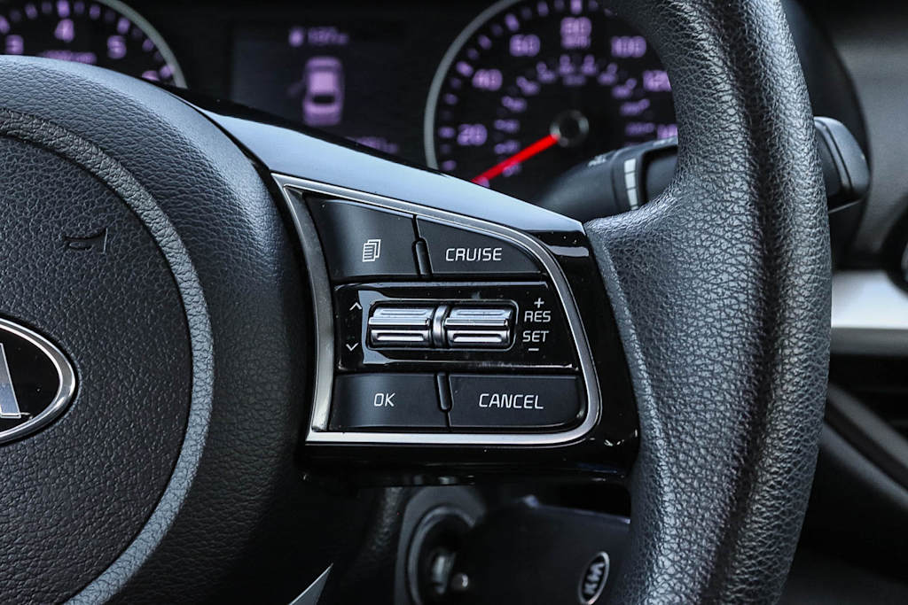 Thumbnail: 2020 Kia Forte - 26