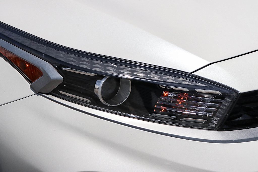 Thumbnail: 2023 Kia Forte - 17