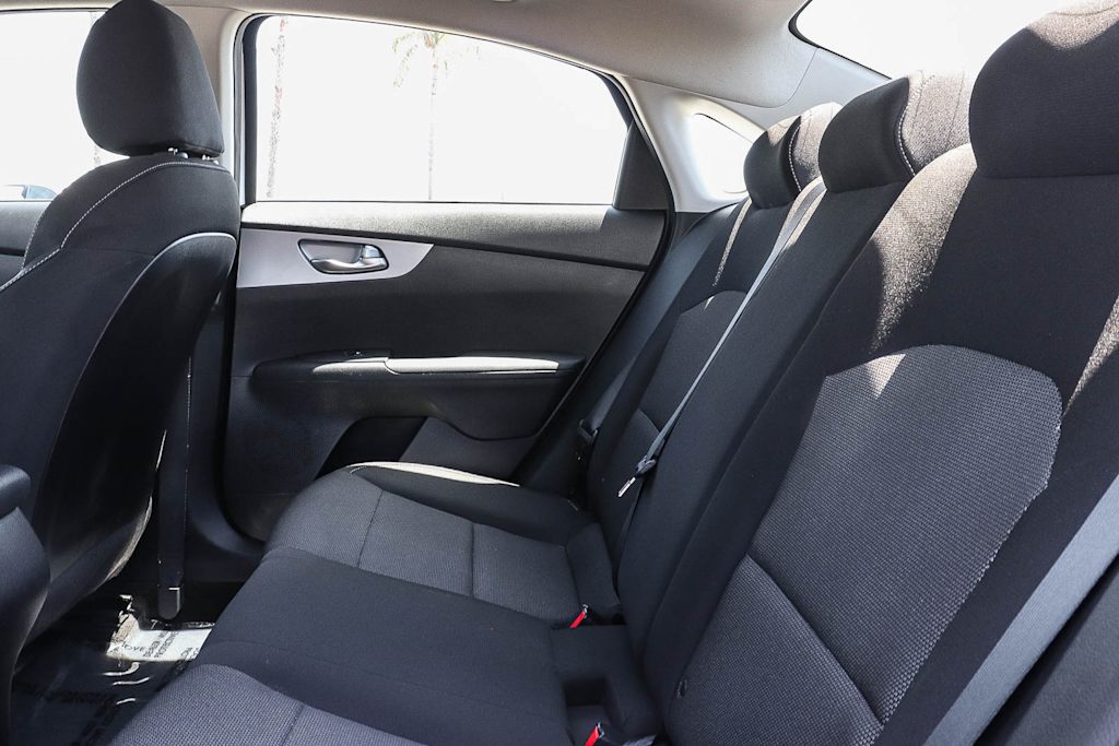 Thumbnail: 2023 Kia Forte - 12