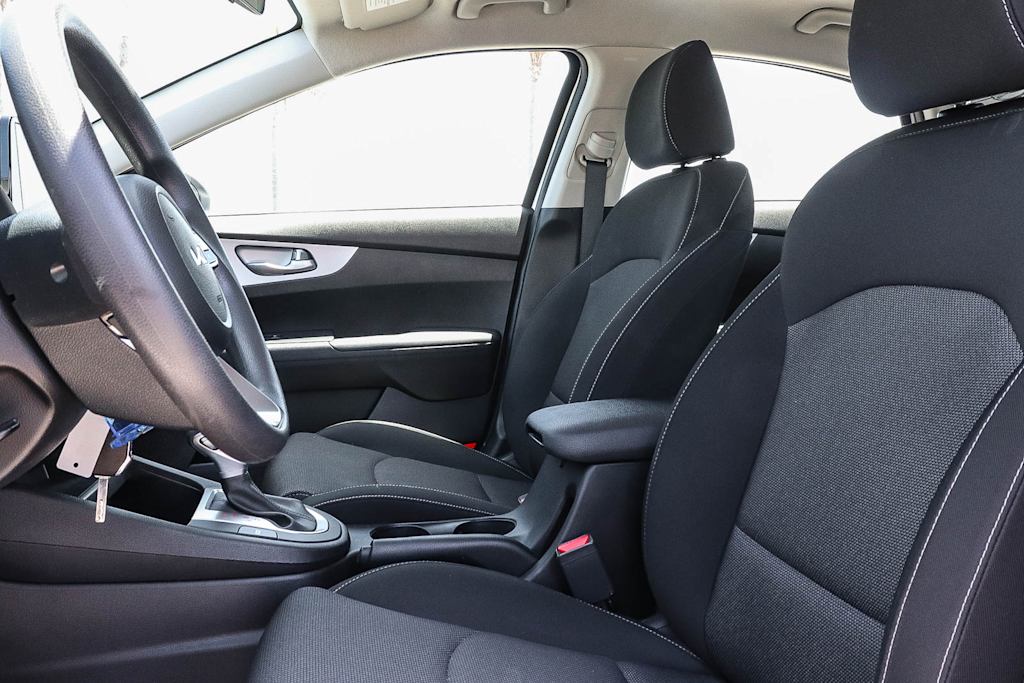 Thumbnail: 2023 Kia Forte - 11