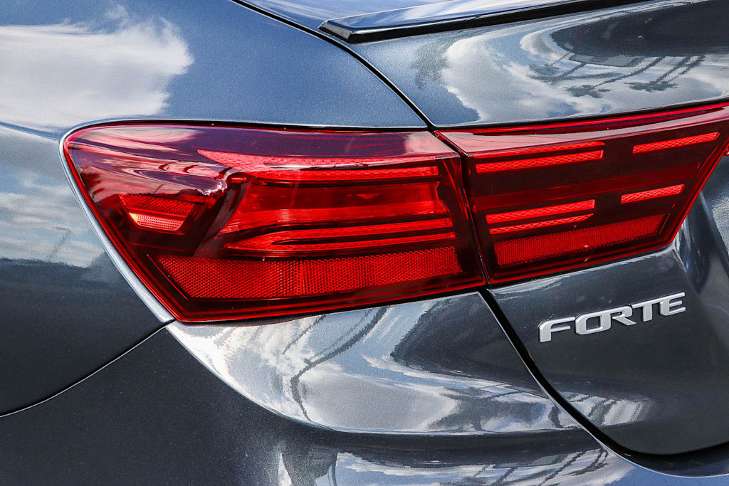 Thumbnail: 2024 Kia Forte - 19