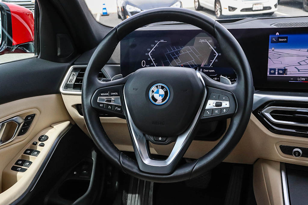 Thumbnail: 2024 BMW 3 Series - 8