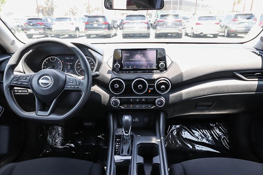 Thumbnail: 2024 Nissan Sentra - 2