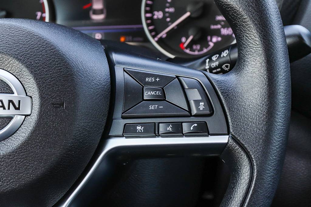 Thumbnail: 2023 Nissan Sentra - 25