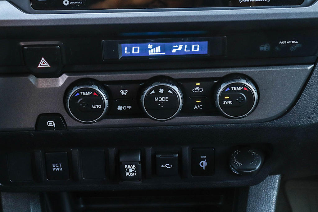 Thumbnail: 2023 Toyota Tacoma - 23