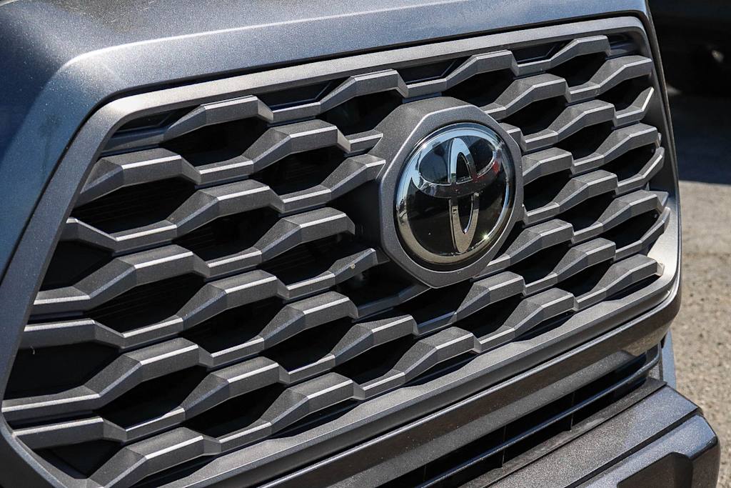 Thumbnail: 2023 Toyota Tacoma - 6