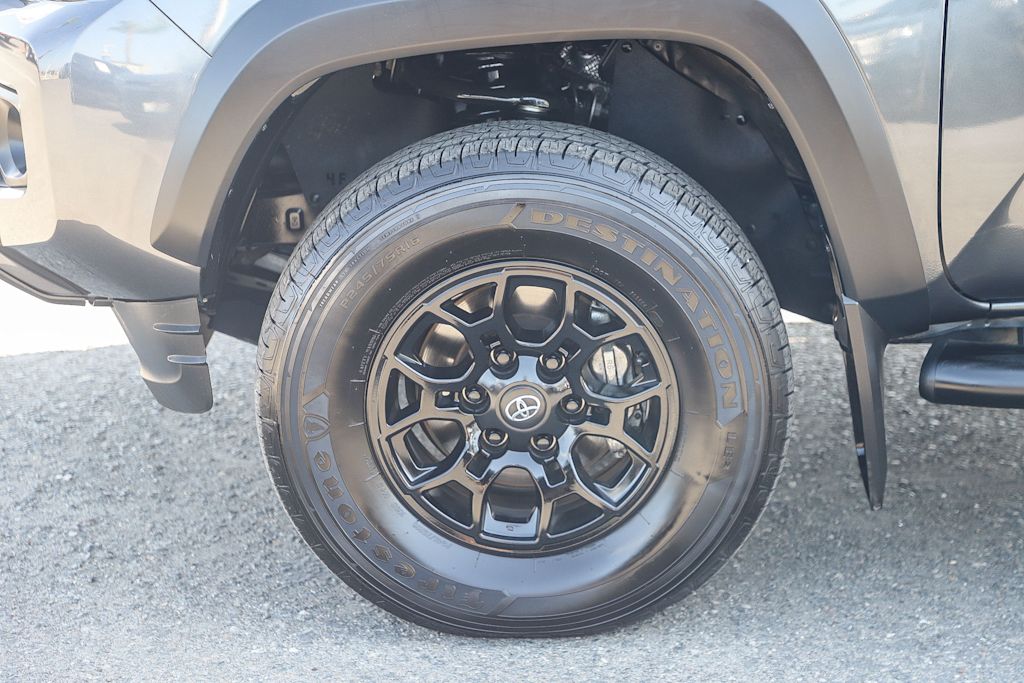 Thumbnail: 2023 Toyota Tacoma - 6