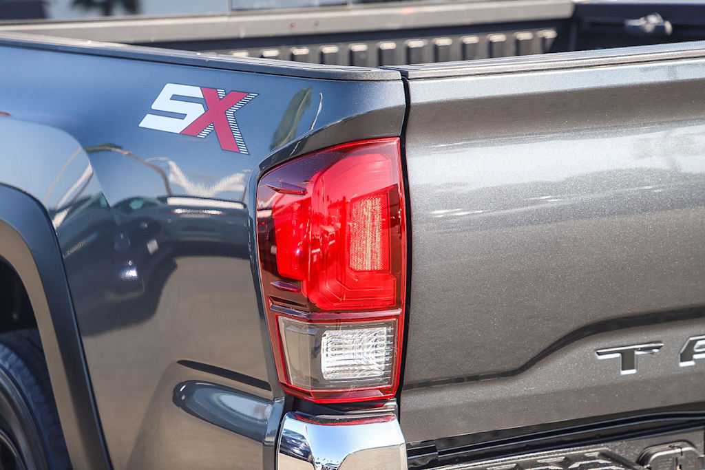 Thumbnail: 2023 Toyota Tacoma - 21