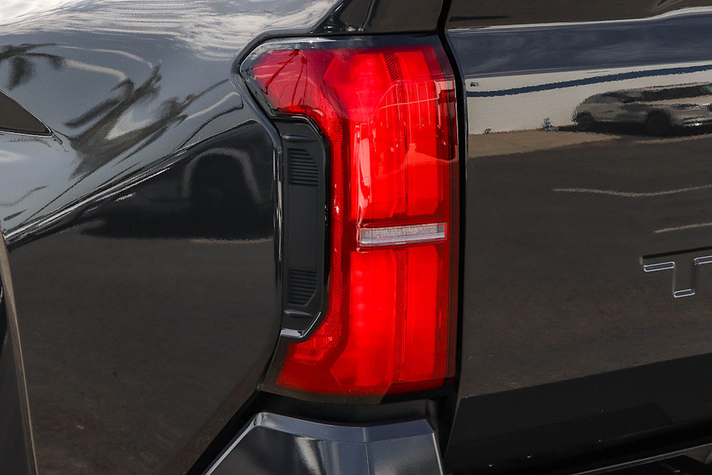 Thumbnail: 2025 Toyota Tacoma - 15