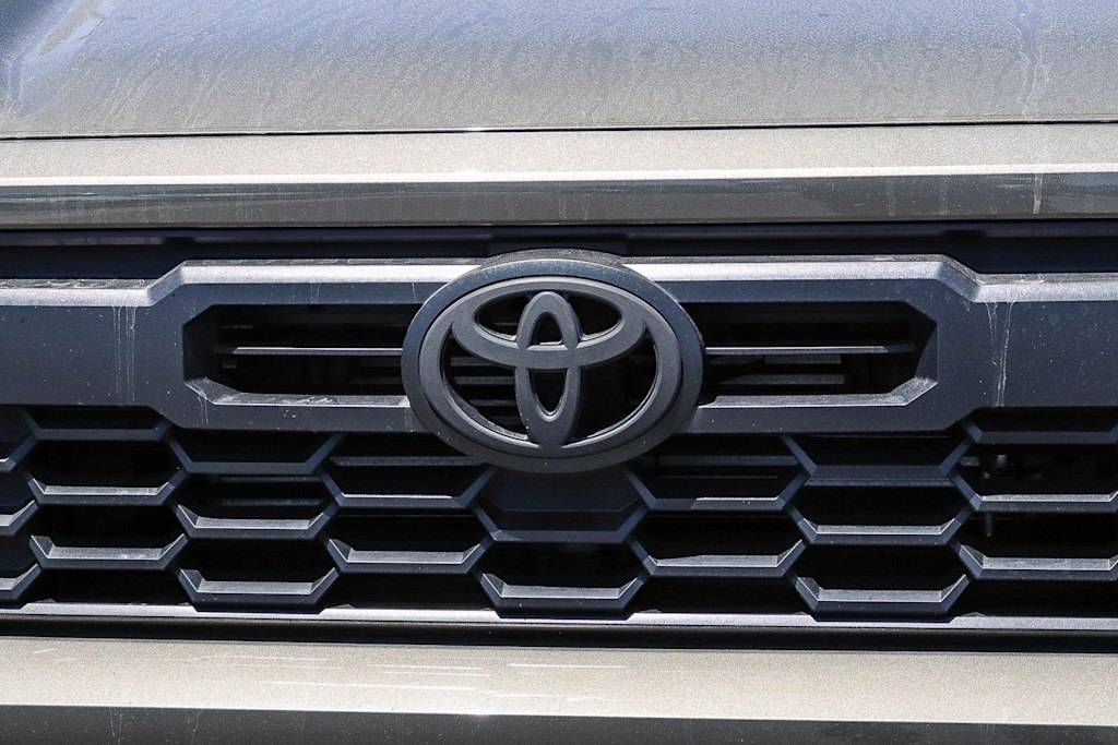 Thumbnail: 2024 Toyota Tacoma - 23