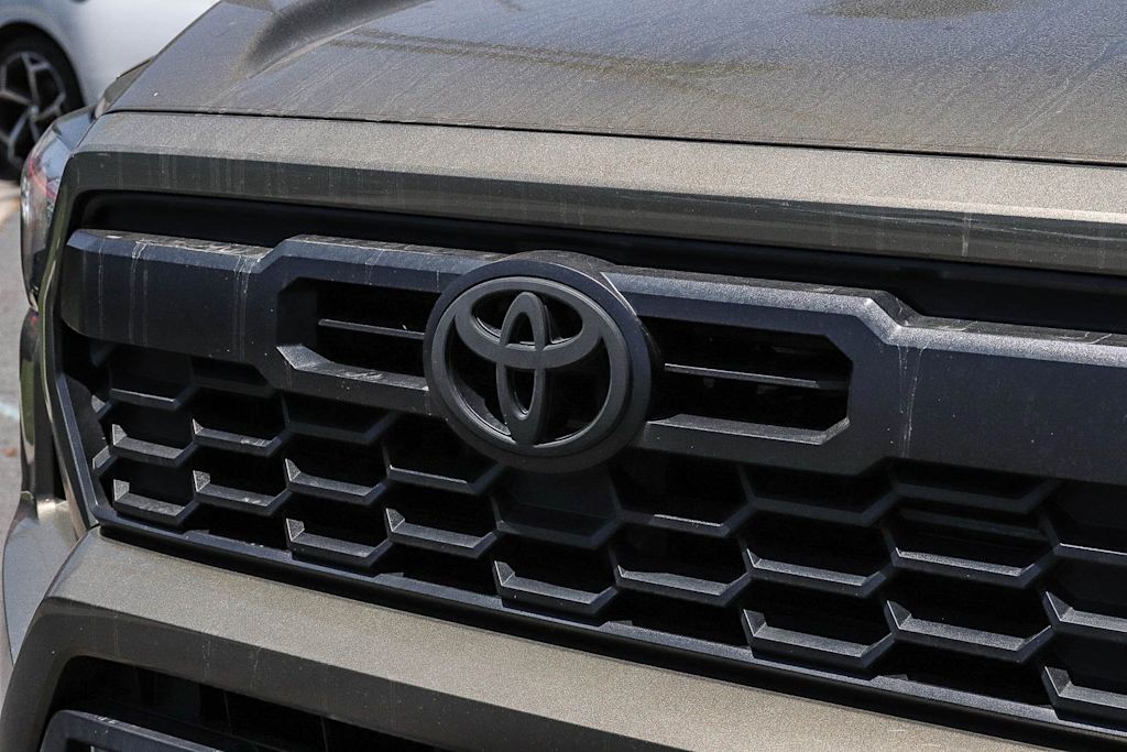 Thumbnail: 2024 Toyota Tacoma - 5