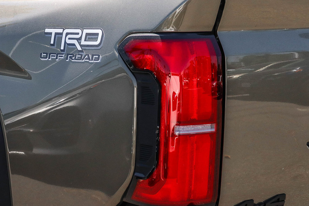 Thumbnail: 2024 Toyota Tacoma - 15
