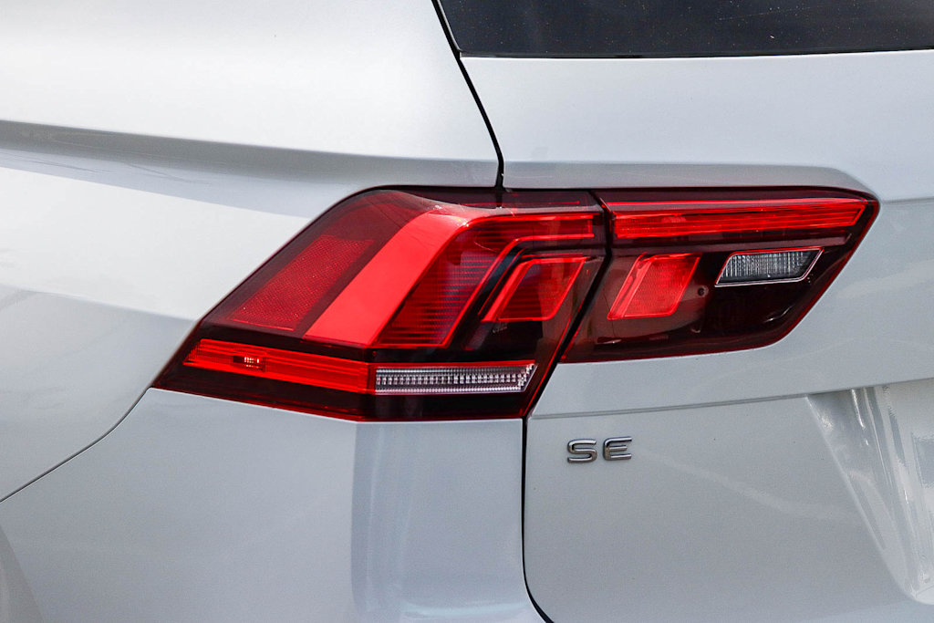 Thumbnail: 2023 Volkswagen Tiguan - 19