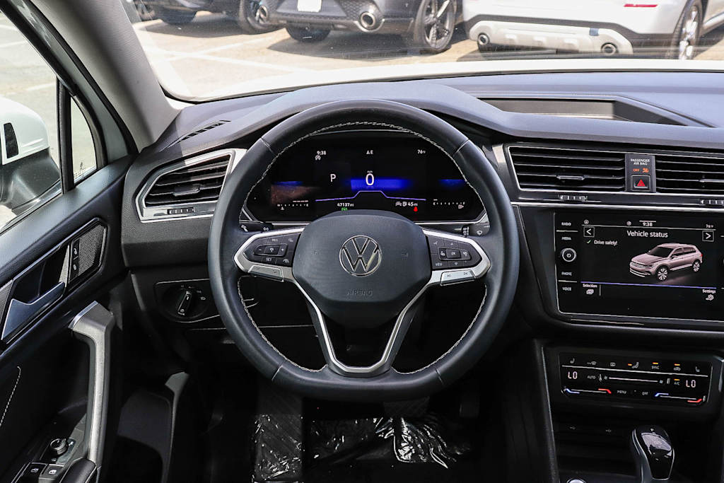 Thumbnail: 2023 Volkswagen Tiguan - 2