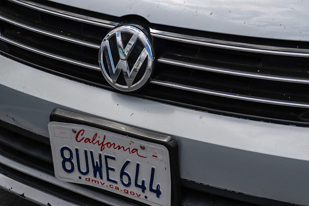 Thumbnail: 2017 Volkswagen Jetta - 4