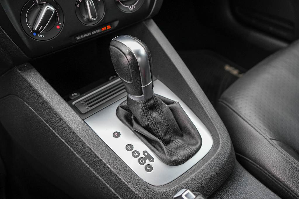Thumbnail: 2014 Volkswagen Jetta - 14