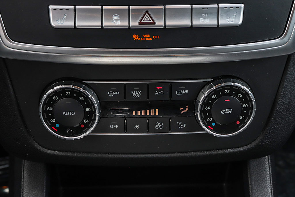 Thumbnail: 2013 Mercedes-Benz M-Class - 25