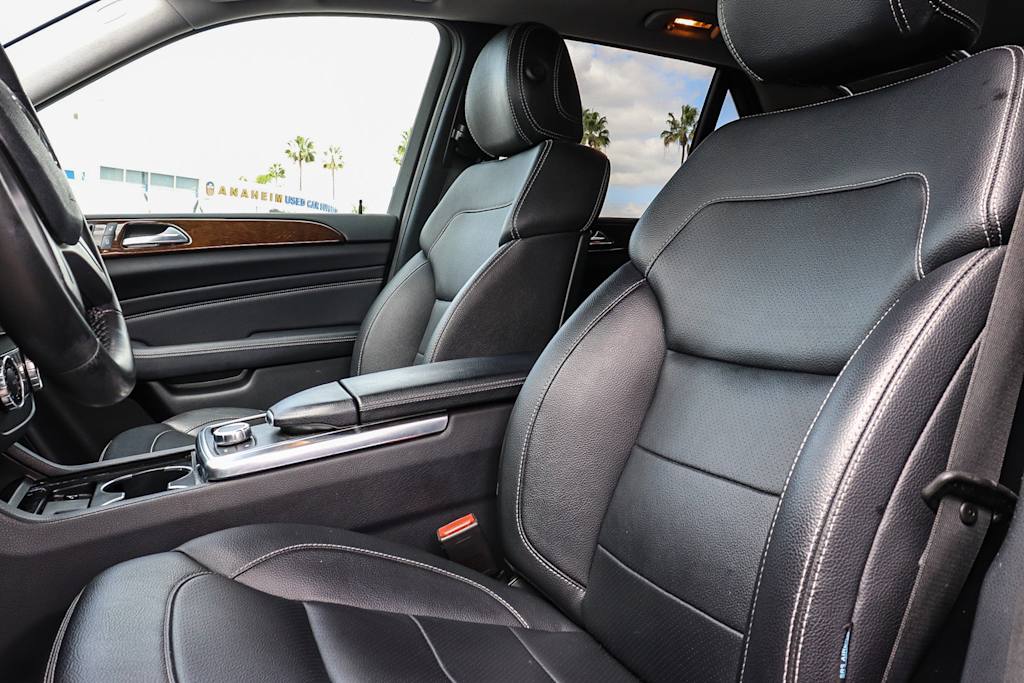 Thumbnail: 2013 Mercedes-Benz M-Class - 10