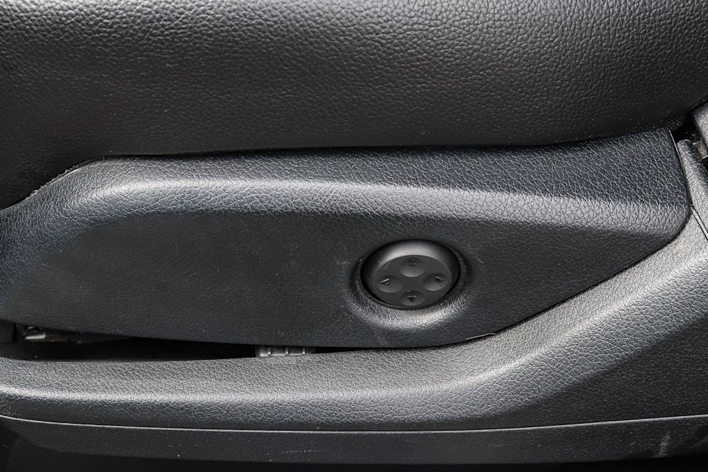 Thumbnail: 2013 Mercedes-Benz M-Class - 30