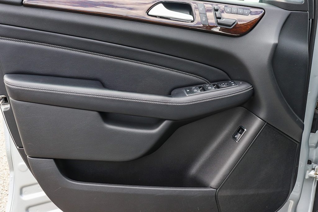 Thumbnail: 2013 Mercedes-Benz M-Class - 31