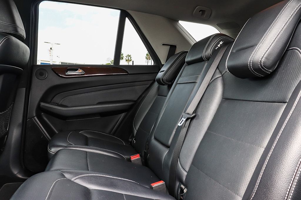Thumbnail: 2013 Mercedes-Benz M-Class - 11