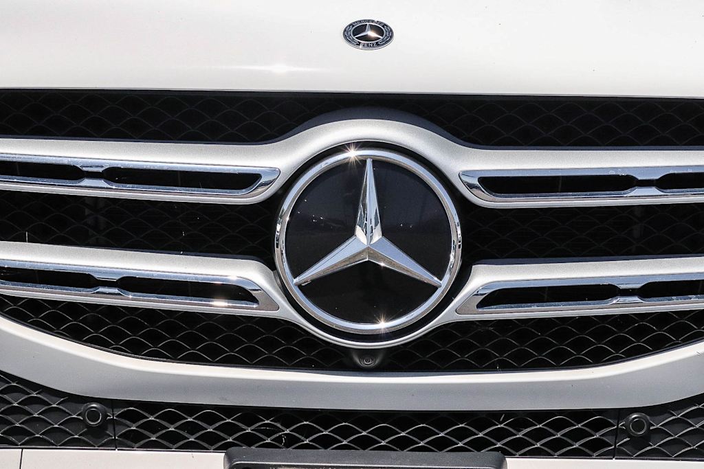 Thumbnail: 2020 Mercedes-Benz GLE - 24