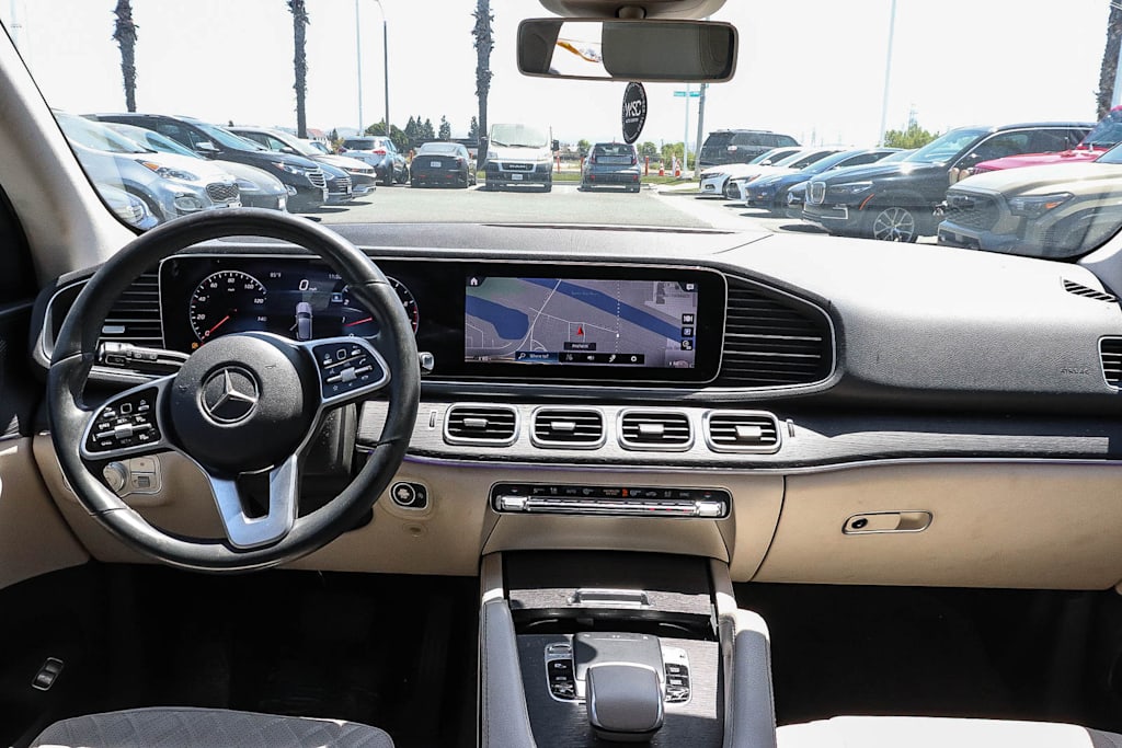 Thumbnail: 2020 Mercedes-Benz GLE - 2
