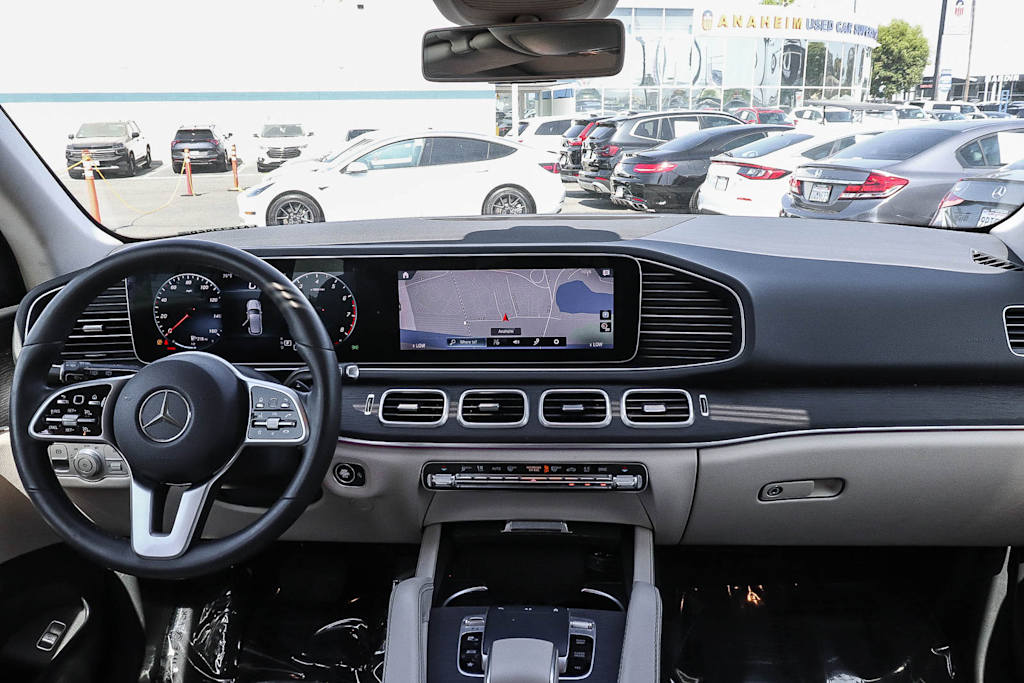 Thumbnail: 2020 Mercedes-Benz GLE - 2