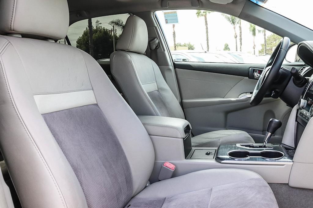 Thumbnail: 2014 Toyota Camry - 10