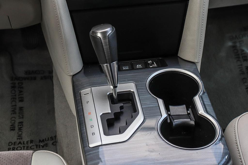 Thumbnail: 2014 Toyota Camry - 14