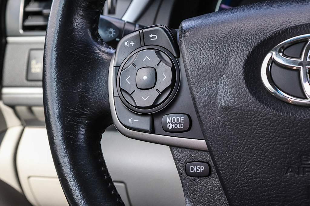 Thumbnail: 2014 Toyota Camry - 26