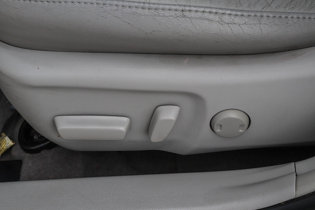 Thumbnail: 2014 Toyota Camry - 30