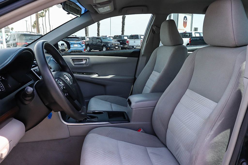 Thumbnail: 2015 Toyota Camry - 11